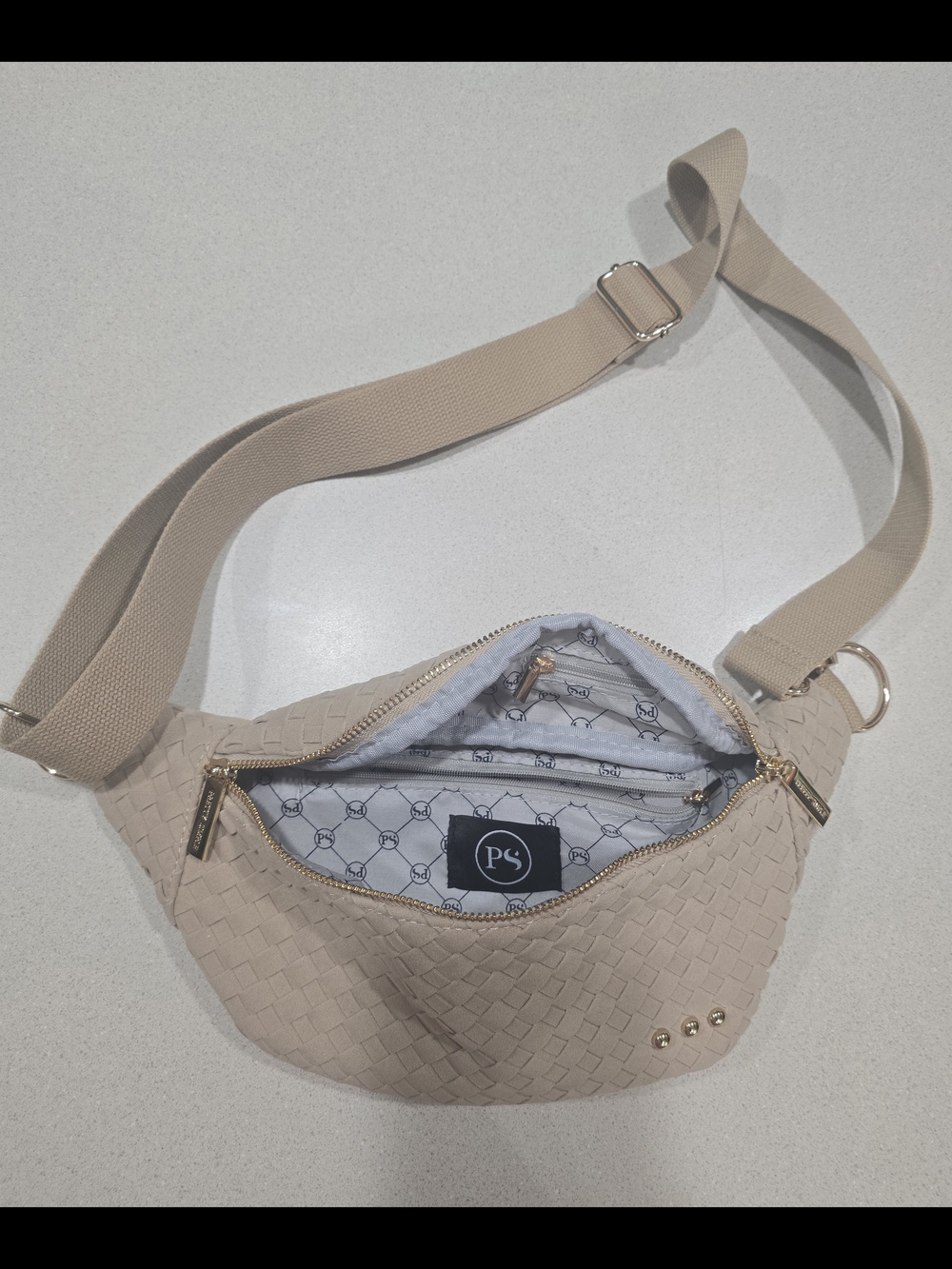 Pretty Simple Woven Crossbody Belt Bag with Gold Hardware Bum Bag